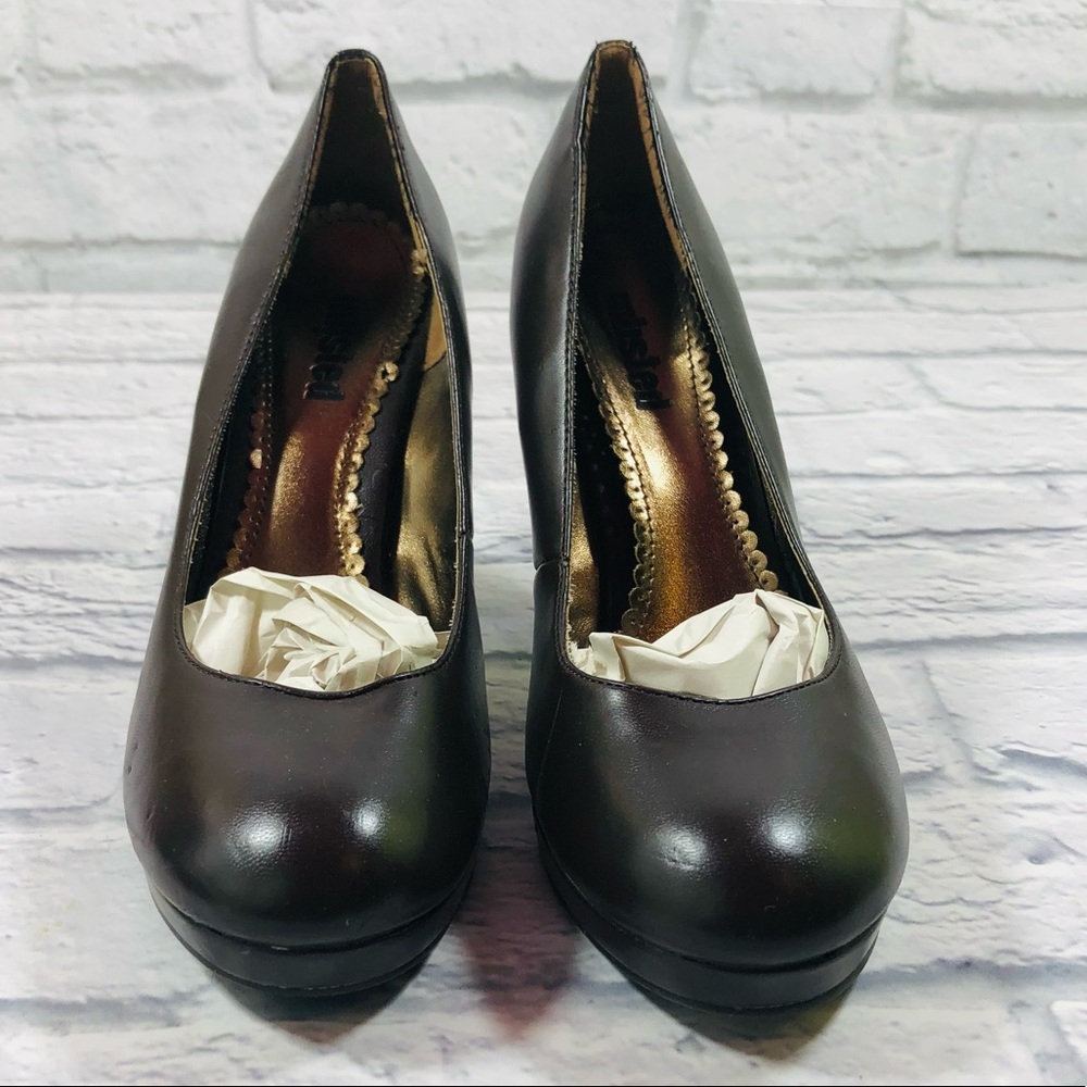 Unlisted Brown Faux Leather Round Toe Pump